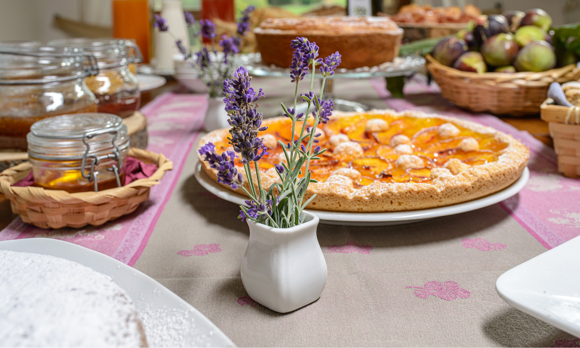 media.Slide-Home_Colazione-La-Perticara